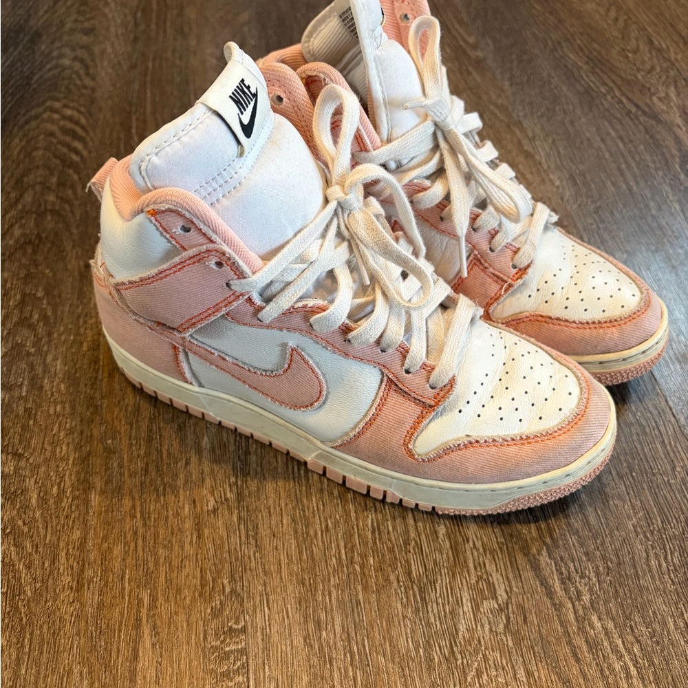 Nike Women’s Dunk High 1985 Arctic Orange